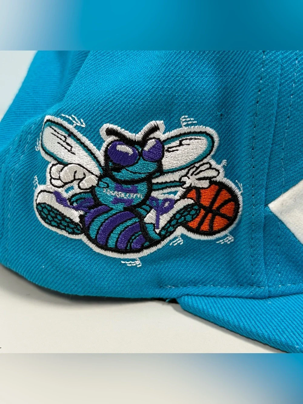 Charlotte Hornets Mitchell & Ness Hardwood Classics Hat Snapback Retro NBA Block - Picture 5 of 12